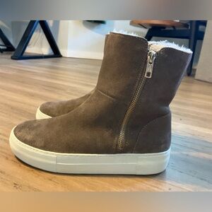 J/Slides NYC brown platform side zip lined suede women’s boots size 7.5